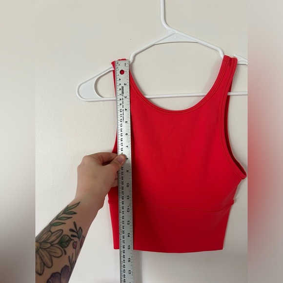 Lululemon Power Pivot Tank *Everlux - Picture 6 of 9